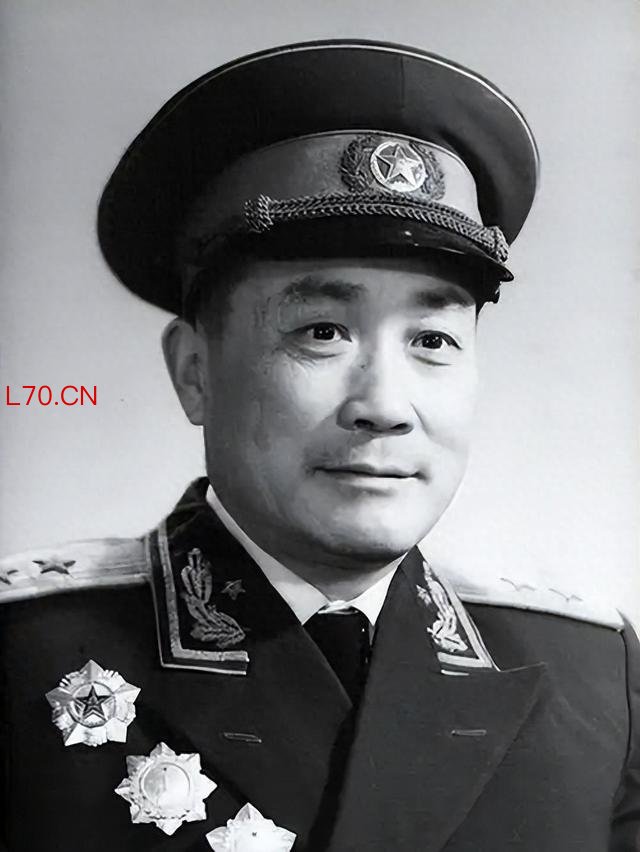 他建国前战功平平，建国后却立不世之功，毛主席直言堪比三大战役