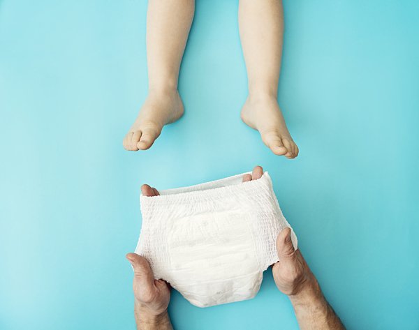 婴幼儿纸尿裤中检出毒性物质甲酰胺，多个双11销量靠前品牌回应