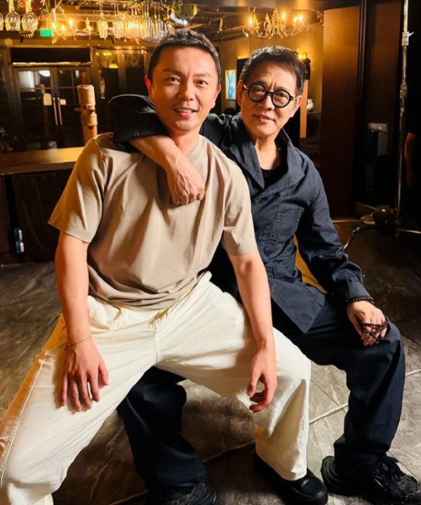 《抓特务》第一波真实口碑出炉！现场观众打分和评价都“一针见血”