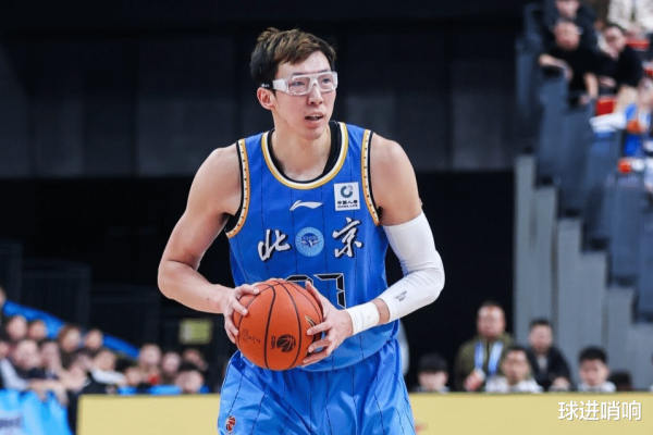 北京送四川24连败! 周琦4中4砍11+7 麦基首秀12+6+3低开高走秀暴扣